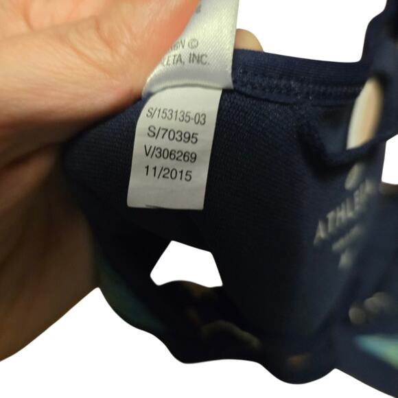 Athleta Bikini top size medium - Picture 6 of 6